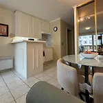 Apartman Sia - Lichtrijke Met Balkon Met Zijzeezicht In Hartje *