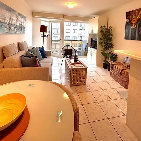 Sia - Lichtrijke Met Balkon Met Zijzeezicht In Hartje *